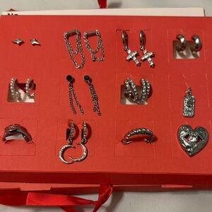 Elegant Silver Jewelry Set